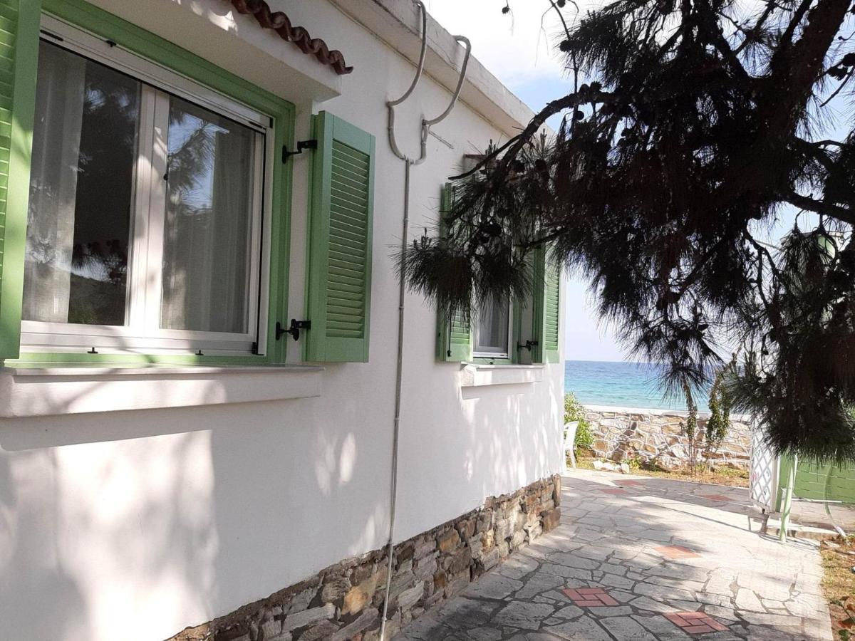 House Kokkalas On The Beach Pyrgadikia Exterior photo