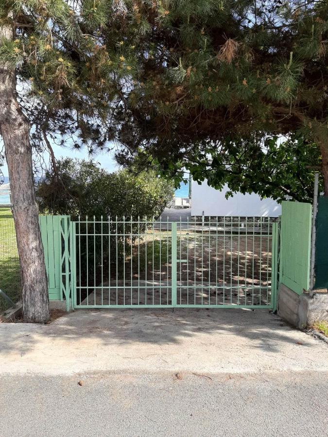 House Kokkalas On The Beach Pyrgadikia Exterior photo