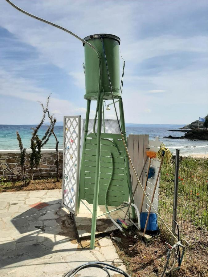 House Kokkalas On The Beach Pyrgadikia Exterior photo