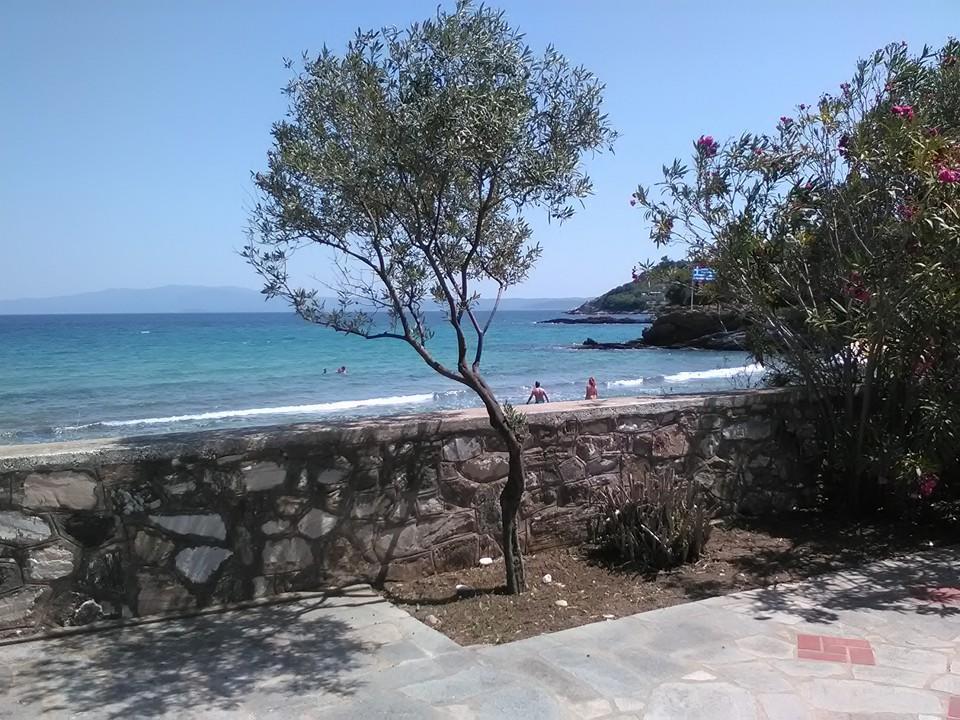 House Kokkalas On The Beach Pyrgadikia Exterior photo