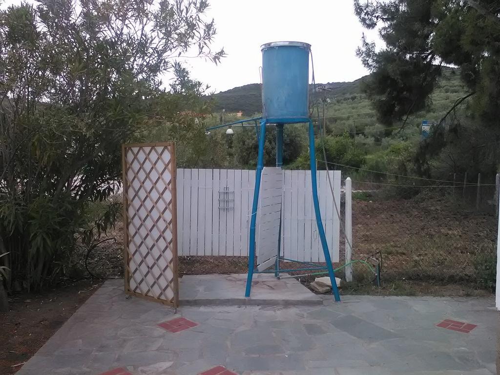 House Kokkalas On The Beach Pyrgadikia Exterior photo